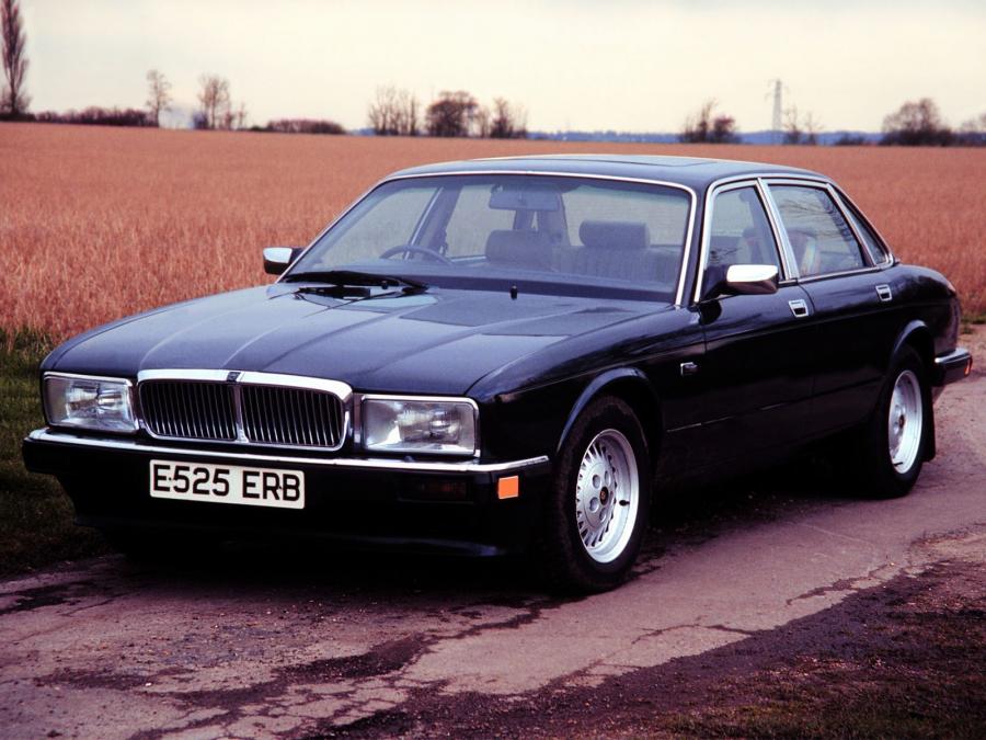 Jaguar Sovereign 1986 года  (фото 2 из 9)